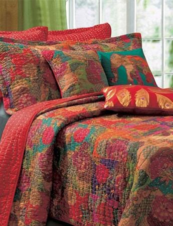 Exclusive Quilts to Give Bedroom Setting an Extra Warmth and Comfort