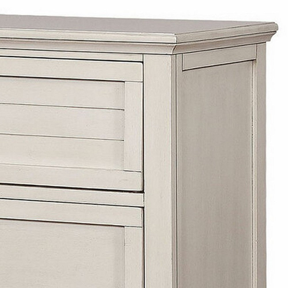 Chest with 4 Drawers and Metal Pulls Antique White By Casagear Home BM252422