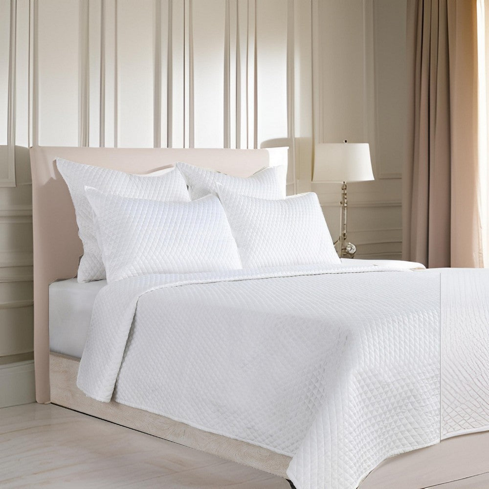 Kahn Hand Stitched Sateen King Quilt Cotton Fill Mitered Corners White By Casagear Home BM293236