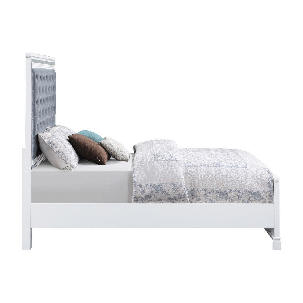 Axl Foam Queen Bed Tufted Headboard Silver Velvet Upholstery White Frame By Casagear Home BM302857