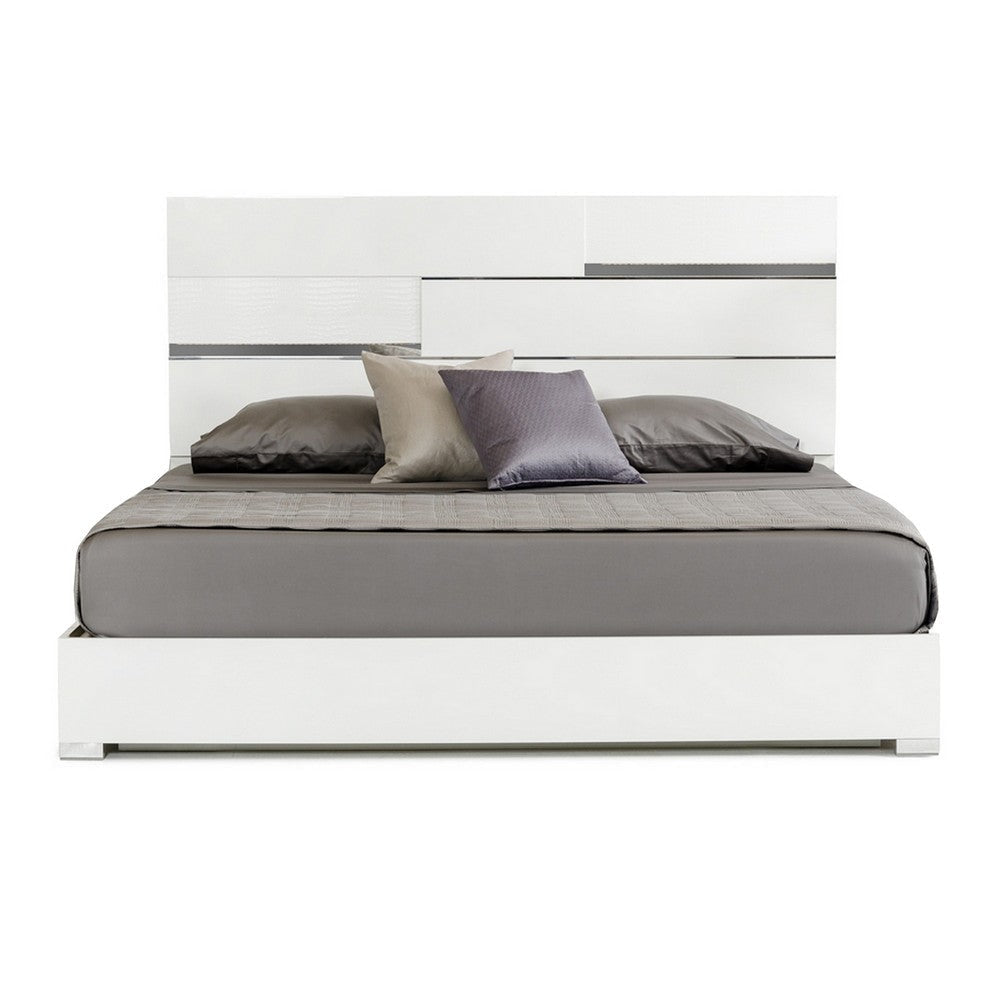 Cona Queen Size Platform Bed, LED Light with Silver Accents, White Finish By Casagear Home