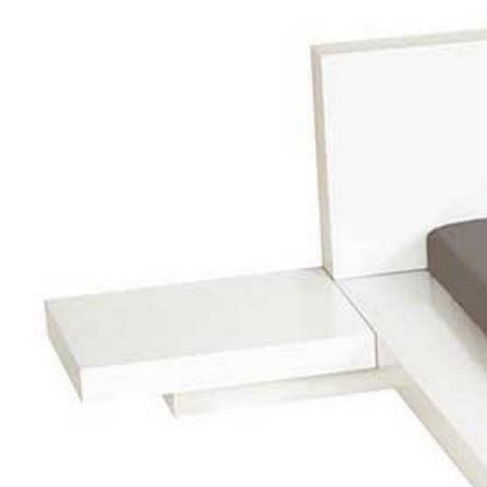 Nira King Size Platform Bed 2 Nightstands White Faux Leather Upholstery By Casagear Home BM317604