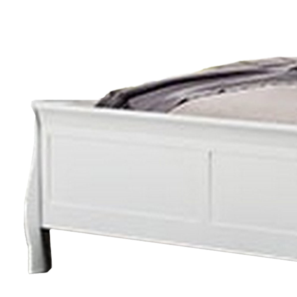 Ryla Queen Size Bed Sleek Modern Panel Headboard Design White Solid Wood By Casagear Home BM319853