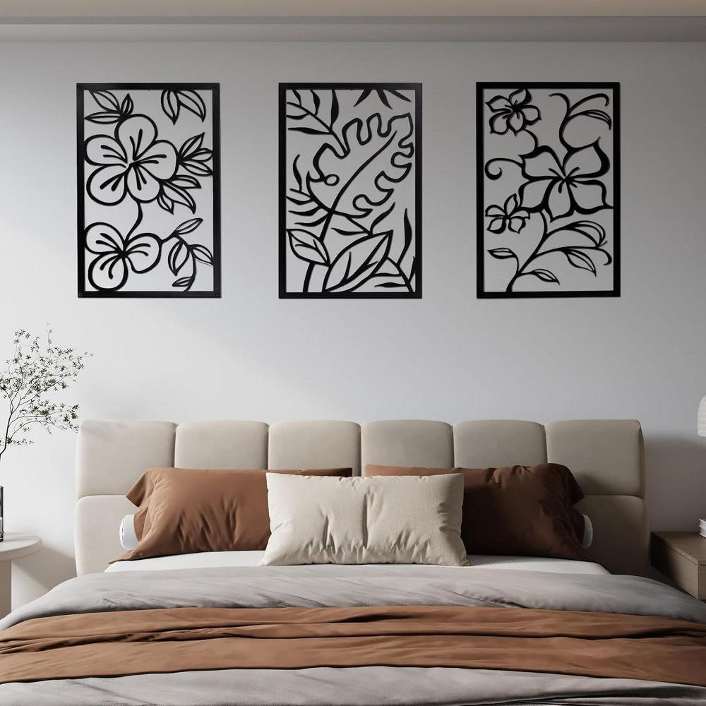 Cinq 3 Piece Set Wall Decor Floral Hollow Out Abstract Design Black Rectangular Metal Frame by Casagear home BM321140