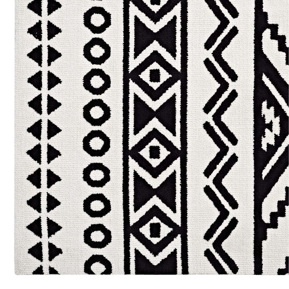 Haku Geometric Moroccan Tribal 5x8 Area Rug Black and White - No Shipping Charges MDY-R-1010A-58