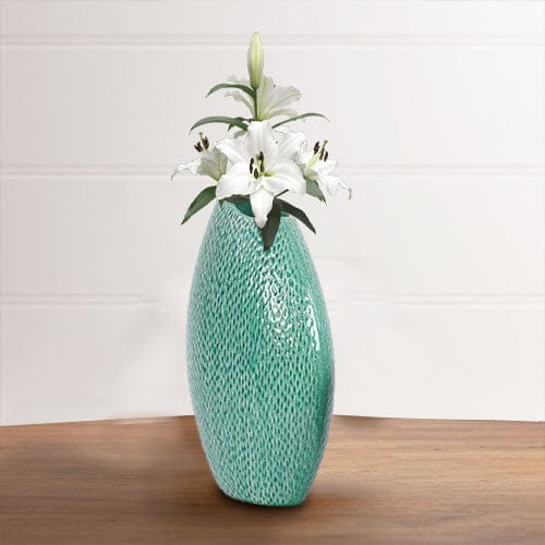 toneware Vase With Hammered Looks & Convex Design