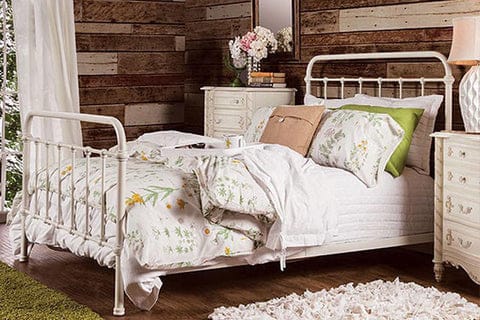 Sophisticated Metal Queen Bed