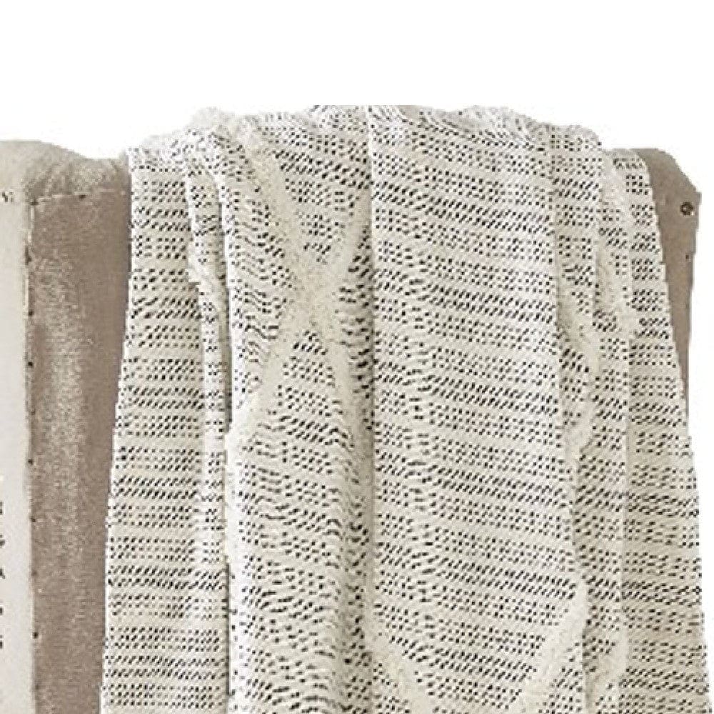 Veria 60 x 70 Cotton Throw with Diamond Pattern The Urban Port Black By Casagear Home BM269190