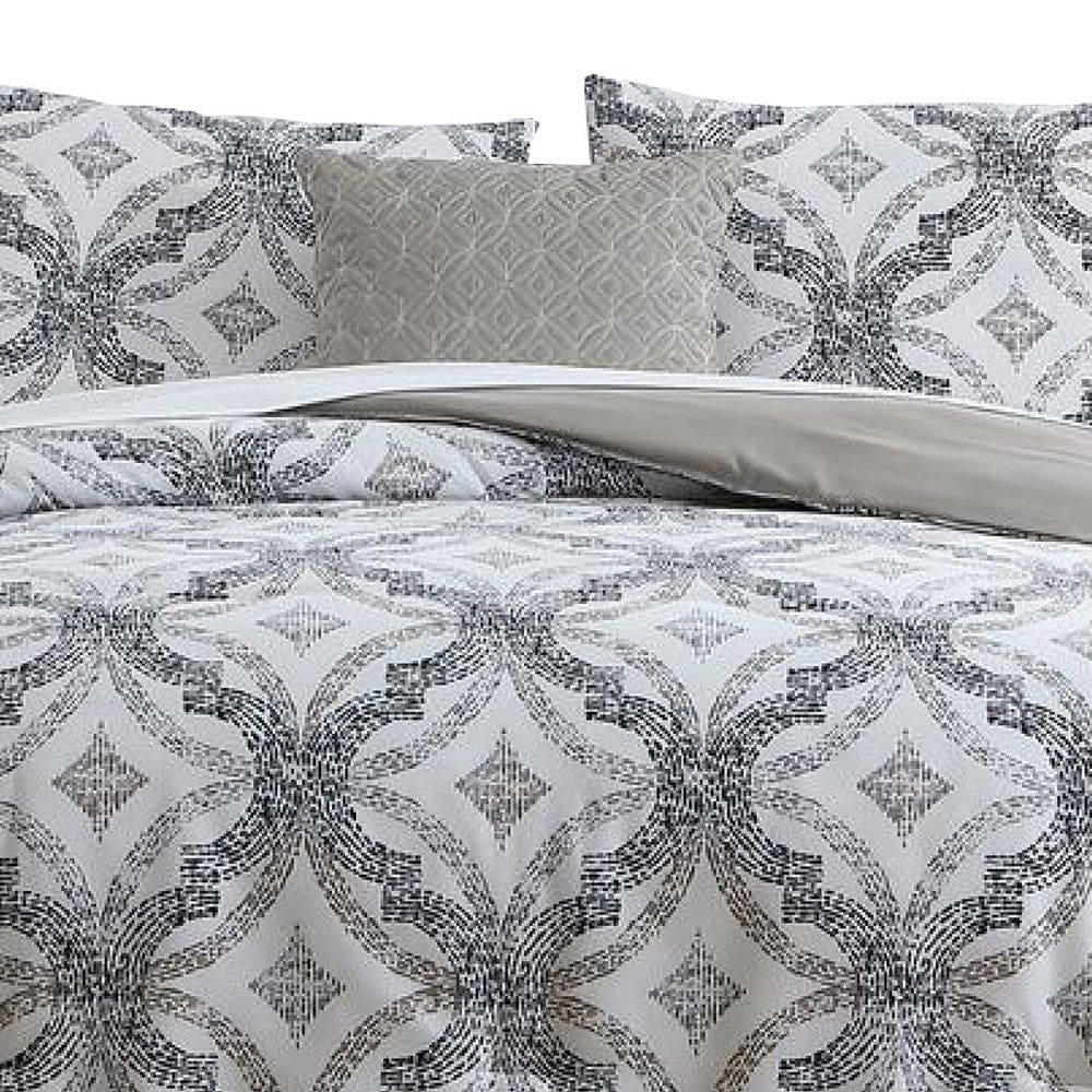 Owen 8 Piece Queen Bed Set Quatrefoil Print The Urban Port White Gray By Casagear Home BM277015